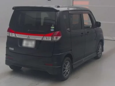 Mitsubishi DELICA D2
