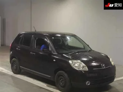 Mazda VERISA