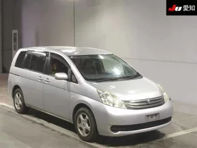 Toyota ISIS