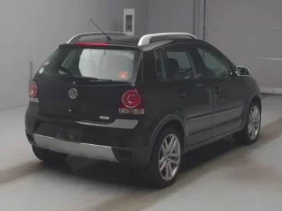 Volkswagen CROSS POLO