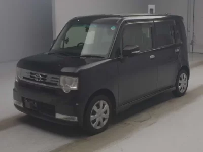 Toyota PIXIS SPACE