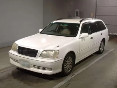 Toyota CROWN ESTATE