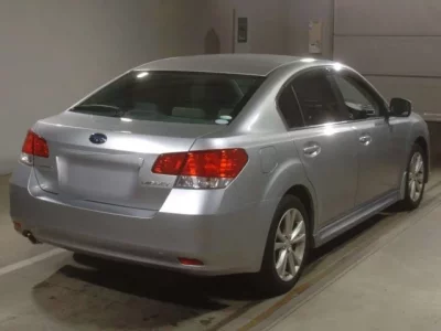 Subaru LEGACY B4