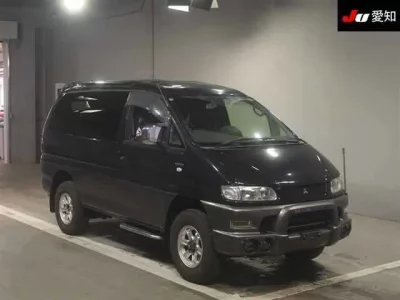 Mitsubishi DELICA
