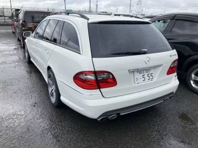 Mercedes-Benz E CLASS WAGON