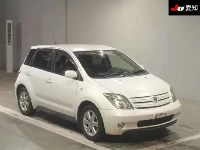 Toyota IST