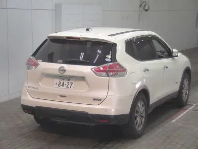 Nissan X-TRAIL