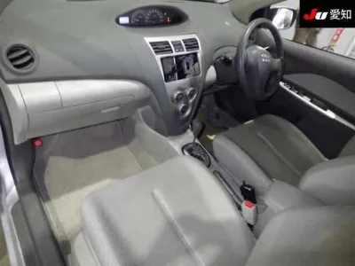 Toyota BELTA
