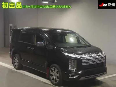 Mitsubishi DELICA D5