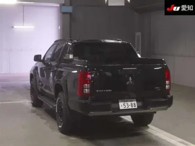Mitsubishi TRITON