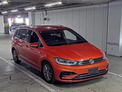 Volkswagen GOLF TOURAN