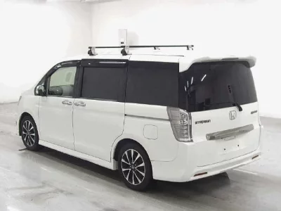 Honda STEP WAGON