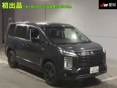 Mitsubishi DELICA D5