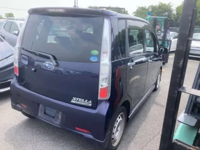 Subaru STELLA