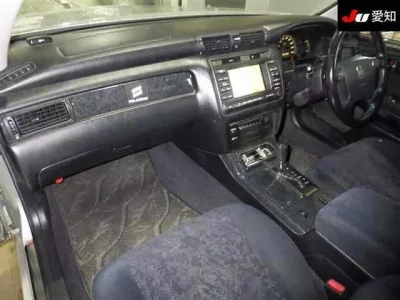 Toyota CROWN ESTATE