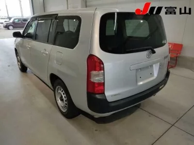 Toyota SUCCEED