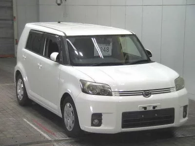 Toyota COROLLA RUMION