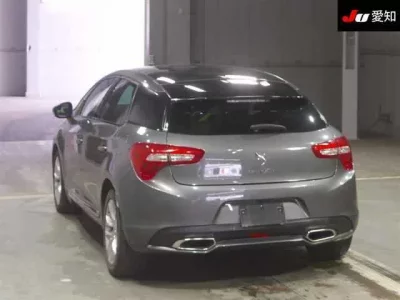 Citroen DS5