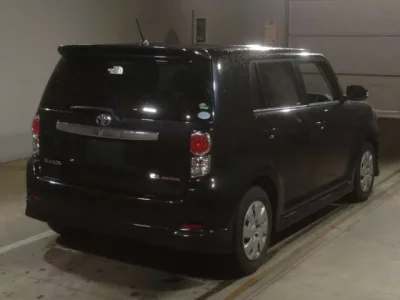 Toyota COROLLA RUMION