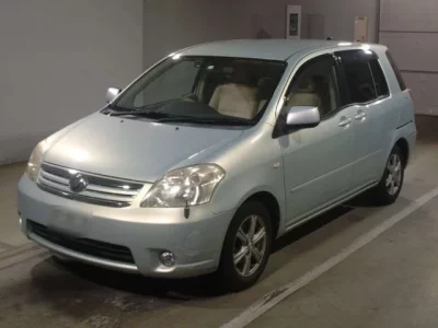 Toyota RAUM