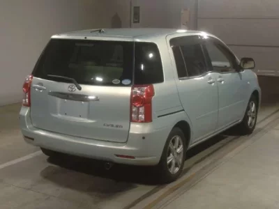 Toyota RAUM