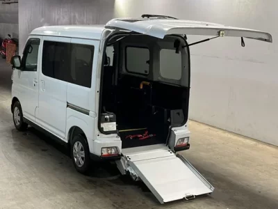 Daihatsu ATRAI VAN