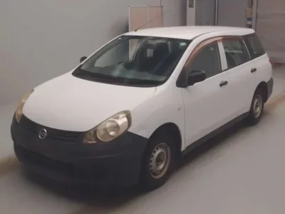 Nissan AD