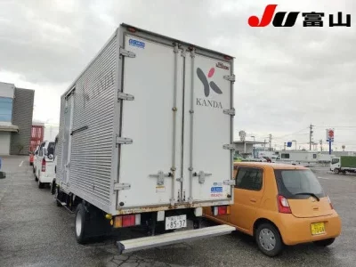 Isuzu ELF