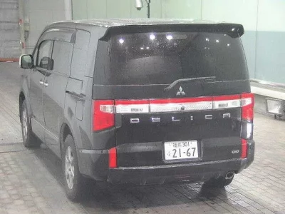 Mitsubishi DELICA D5