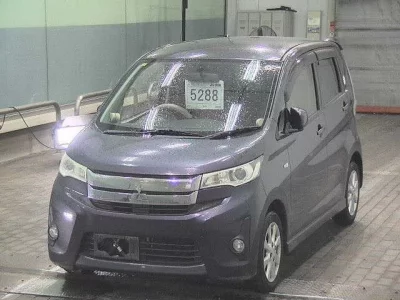 Mitsubishi EK CUSTOM
