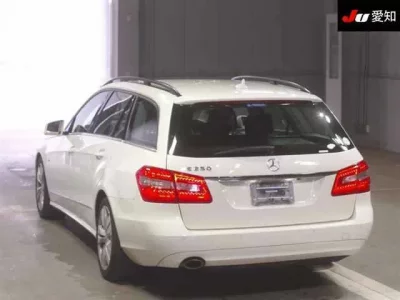 Mercedes-Benz E CLASS WAGON