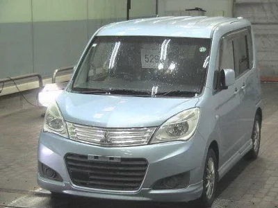 Mitsubishi DELICA D2