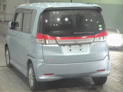 Mitsubishi DELICA D2