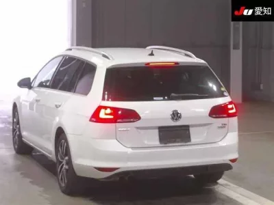 Volkswagen GOLF VARIANT