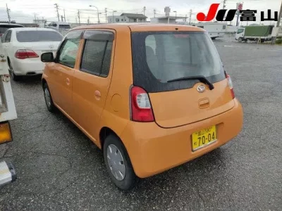 Daihatsu Esse