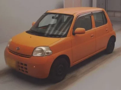 Daihatsu Esse