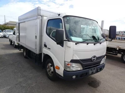 Hino DUTRO