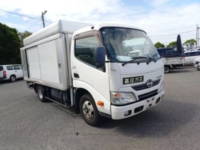 Hino DUTRO