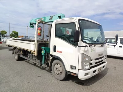 Isuzu ELF