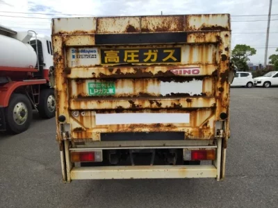 Hino DUTRO