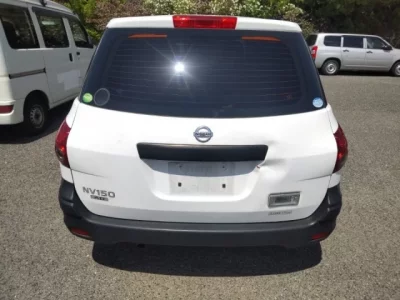 Nissan AD