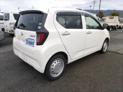 Daihatsu MIRA E S
