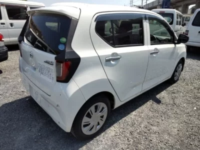 Daihatsu MIRA E S