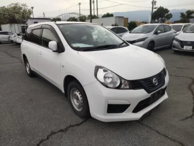 Nissan AD