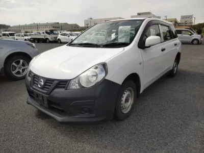 Nissan AD