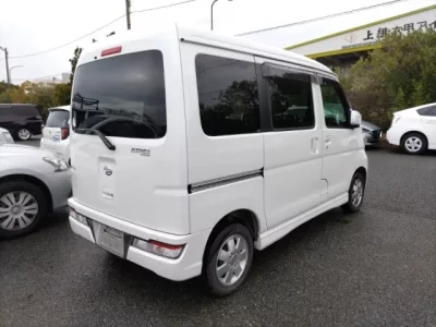 Daihatsu Atrai Wagon