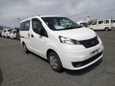 Mitsubishi DELICA