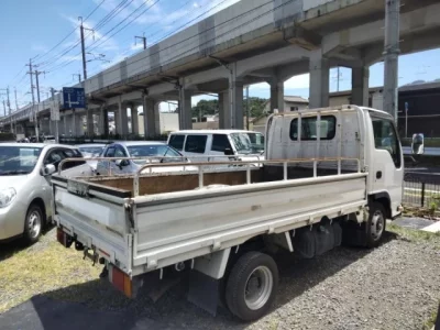 Mazda TITAN