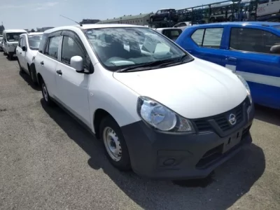 Nissan AD