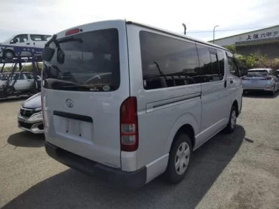 Toyota REGIUS ACE VAN